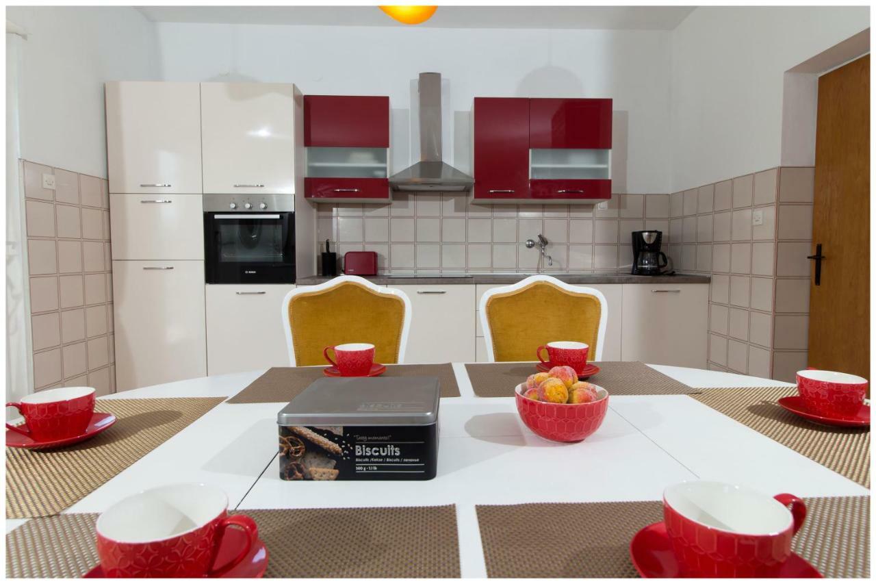 Large Between Split And Trogir Apartment